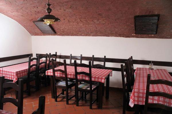 Hotel Astoria Satu Mare Luaran gambar